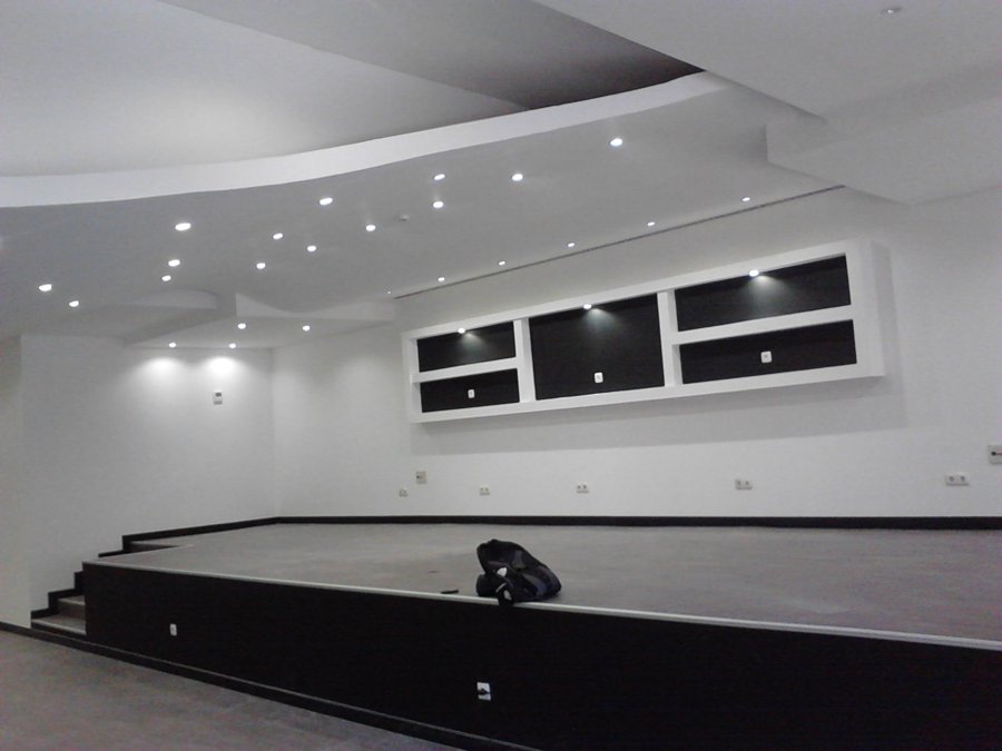 Obra restaurante da universidade Agostinho Neto na Expo.