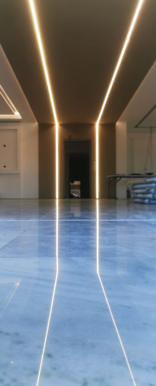 Fita Led Trimeless em escritório