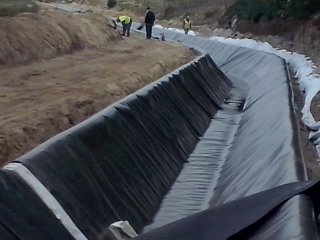 Canal de irrigação Vale do Sorraia