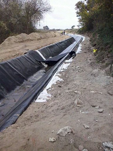 Canal de irrigação Vale do Sorraia