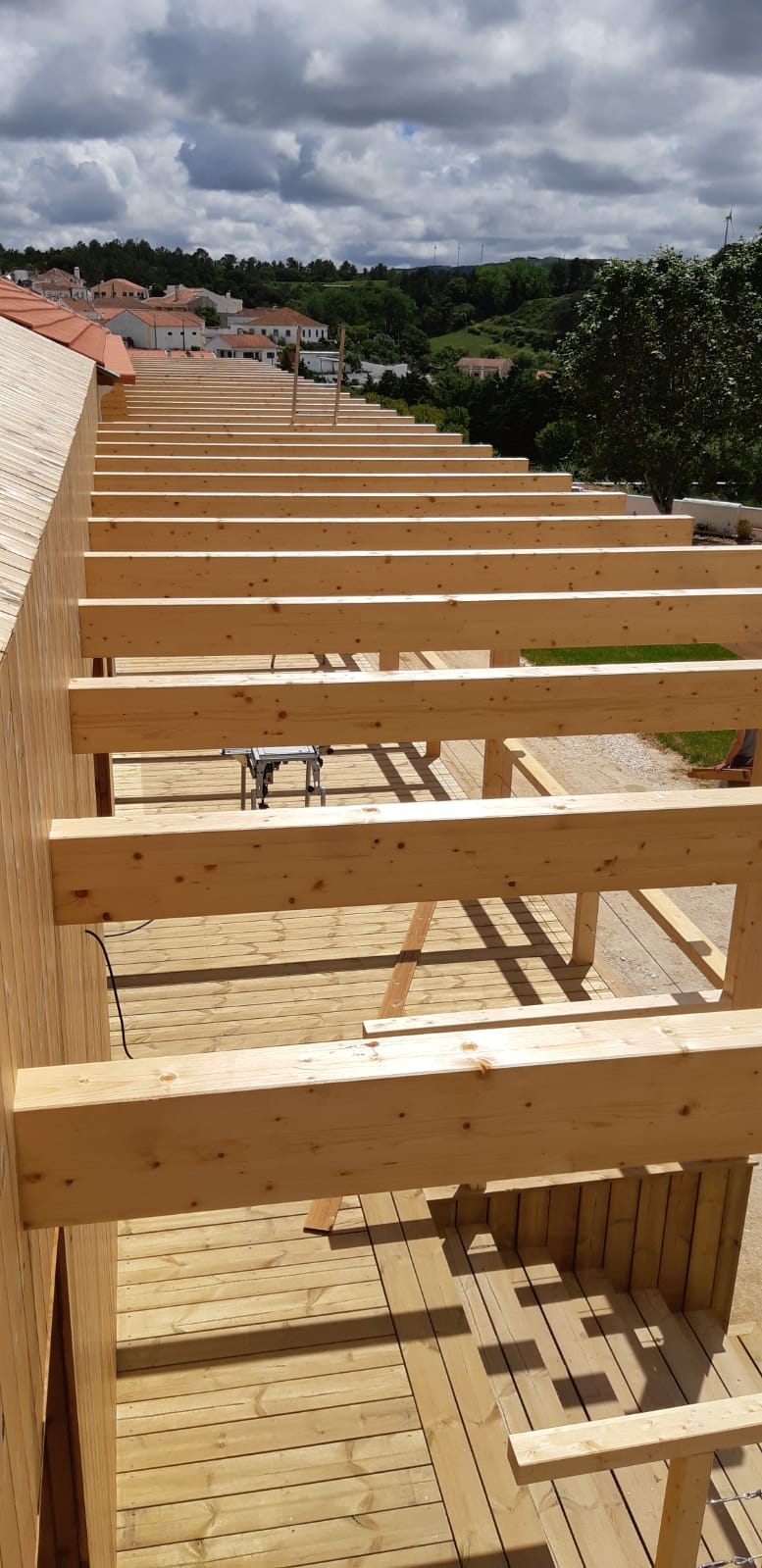 Deck e cobertura Varanda