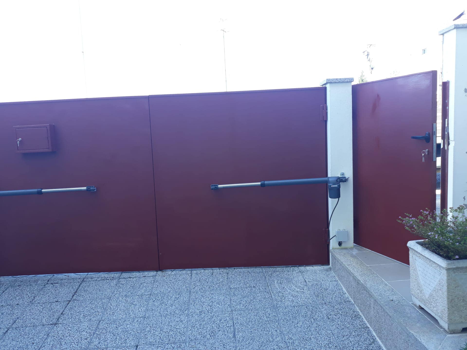 Portão de Ferro com Motor