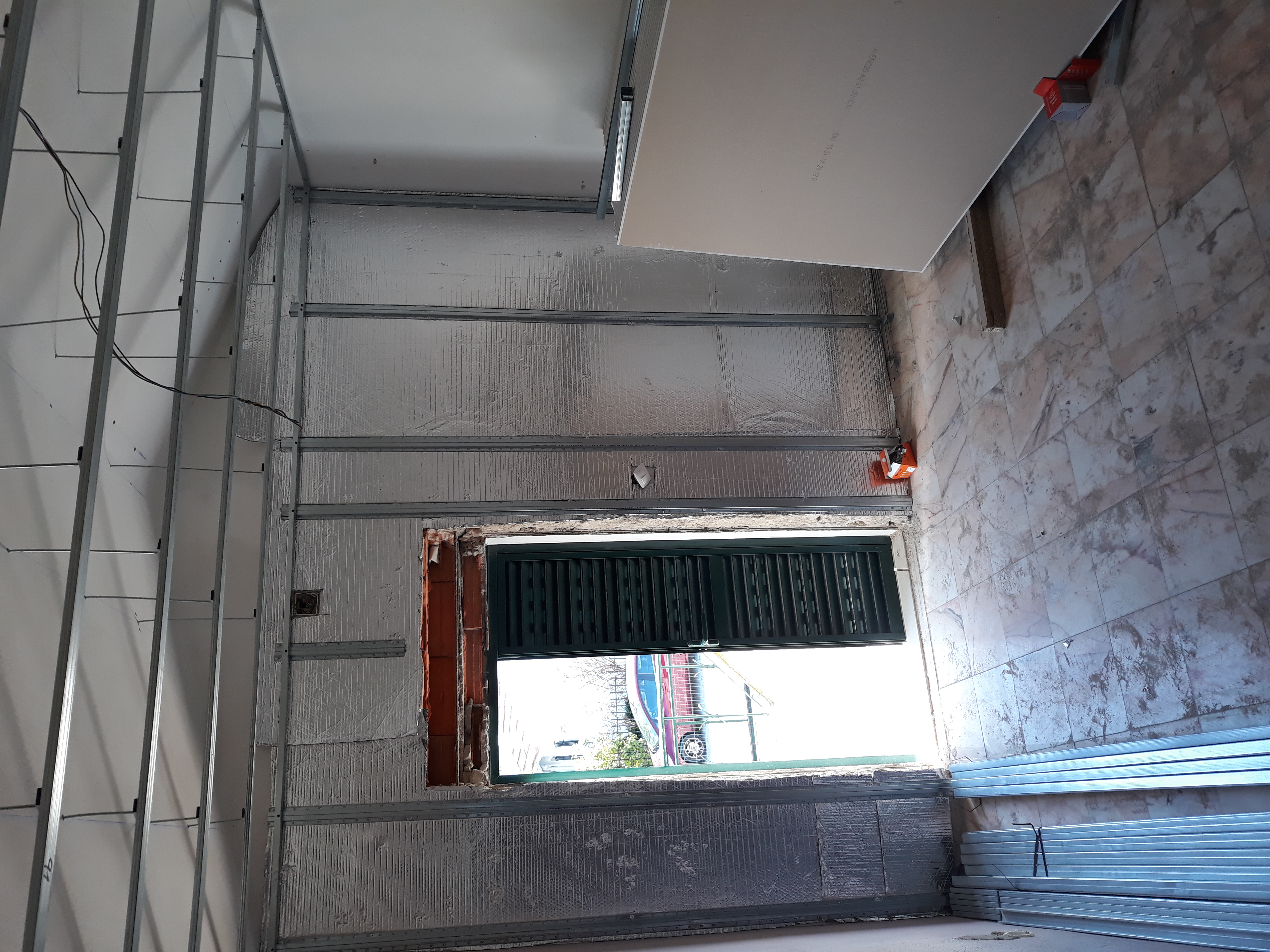 Gesso cartonado e pinturas