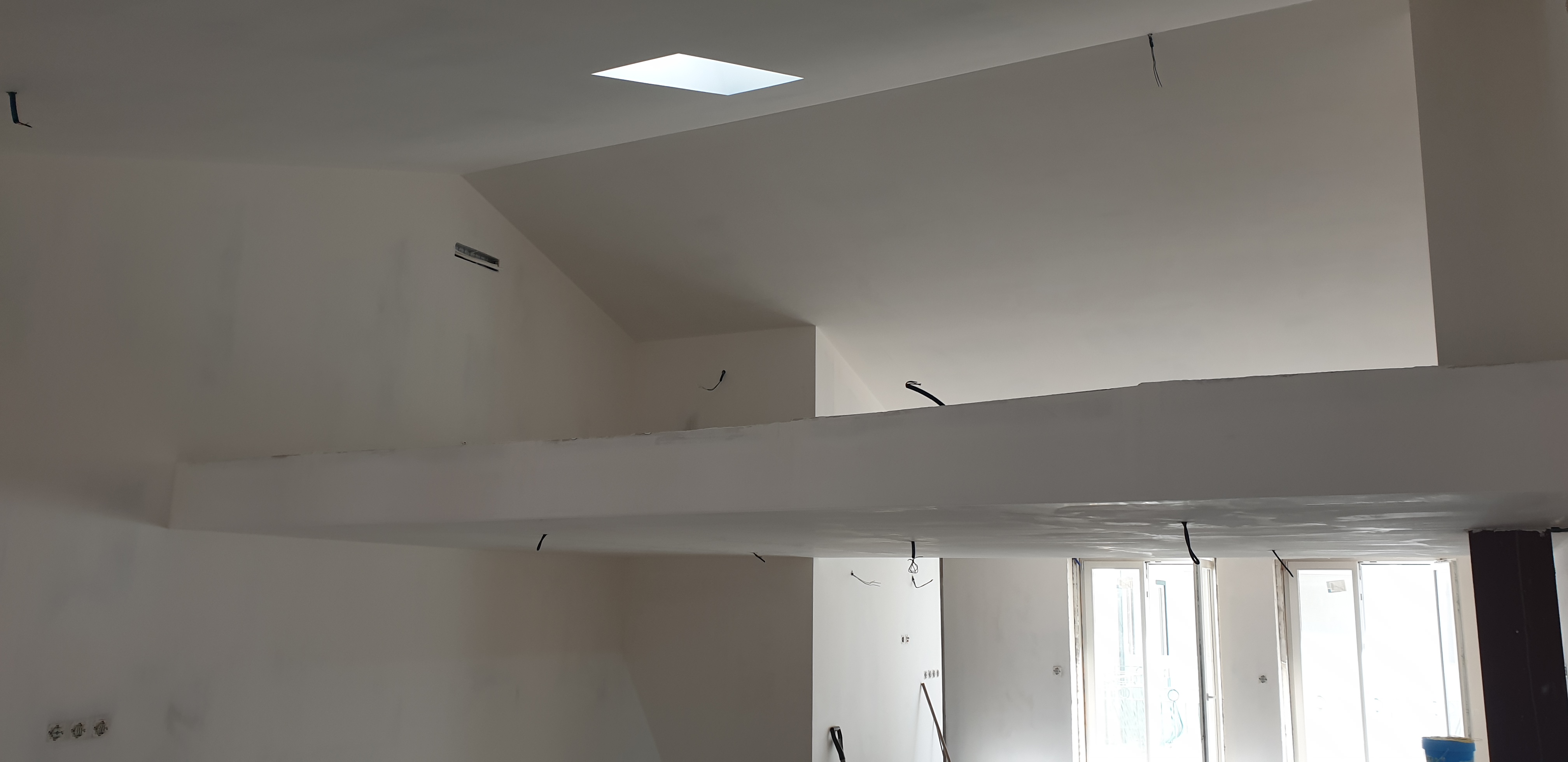 Tectos falsos e divisórias