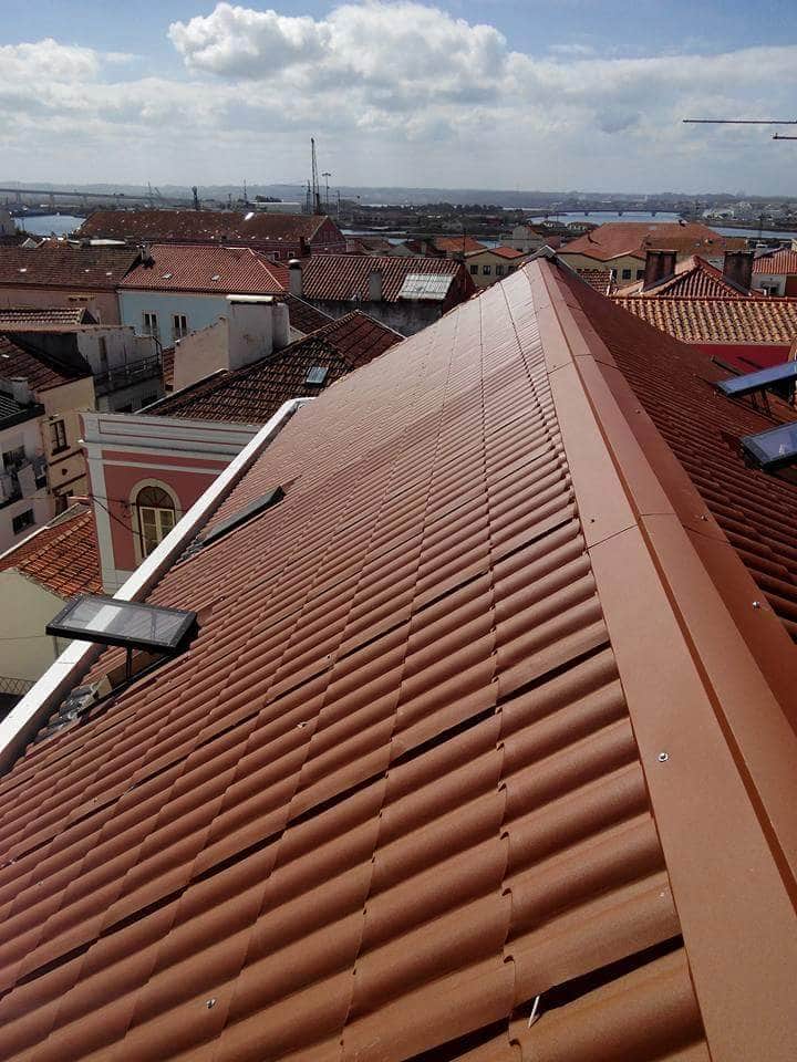 Coberturas em Painel Sandwich