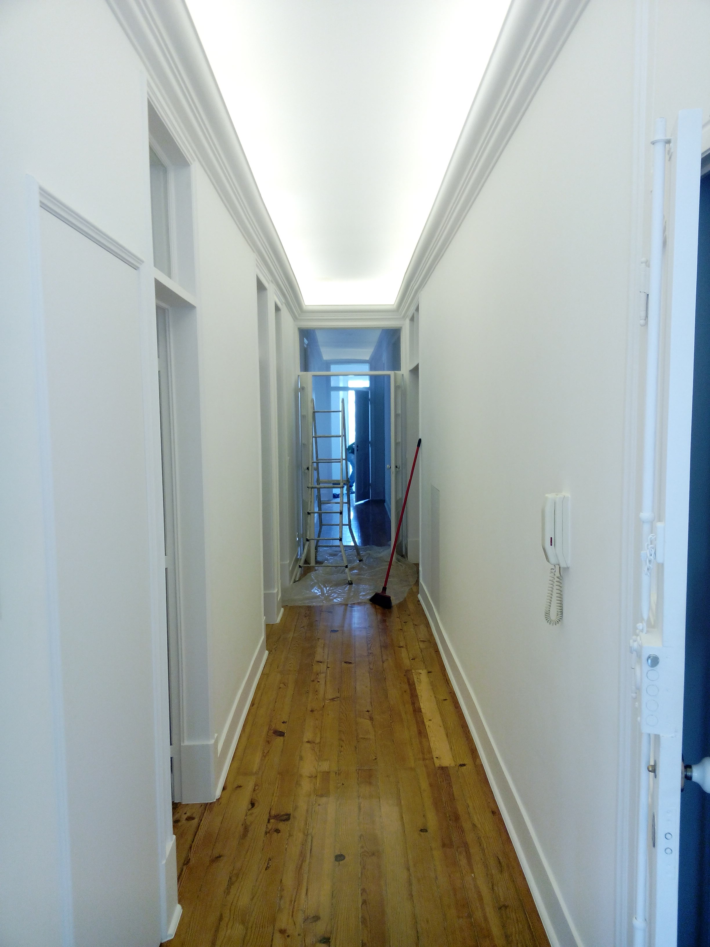 Reabilitação de Apartamento (Rua Domingos Sequeira, Lisboa) - Corredor 2
