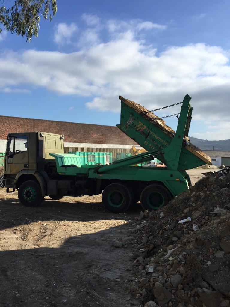 Contentores de Resíduos de Construção e Demolição (RCD`S)