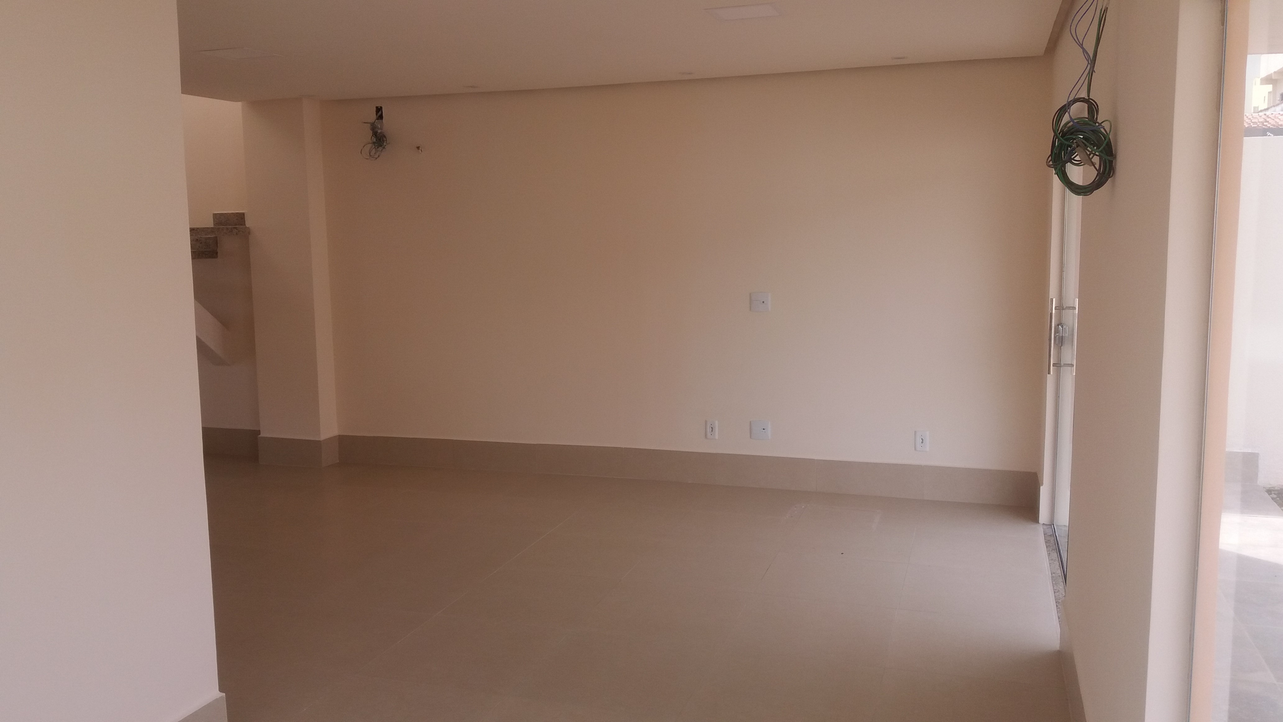 CONSTRUCÇÃO DE MORADIA DE MEDIO PADRÃO