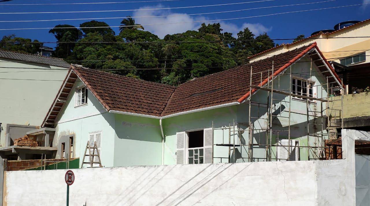 Pintura em exteriores