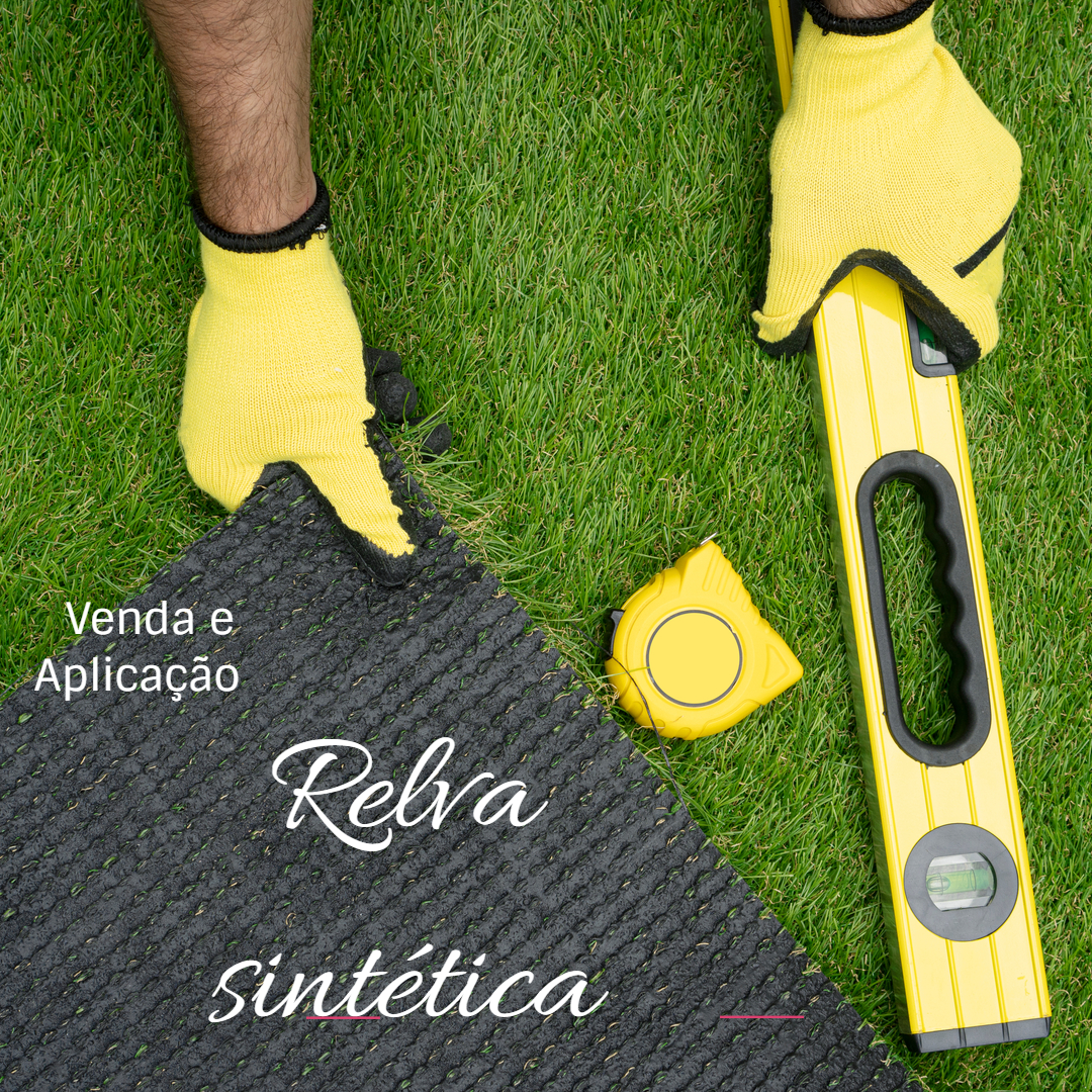 aplicação de relva sintética