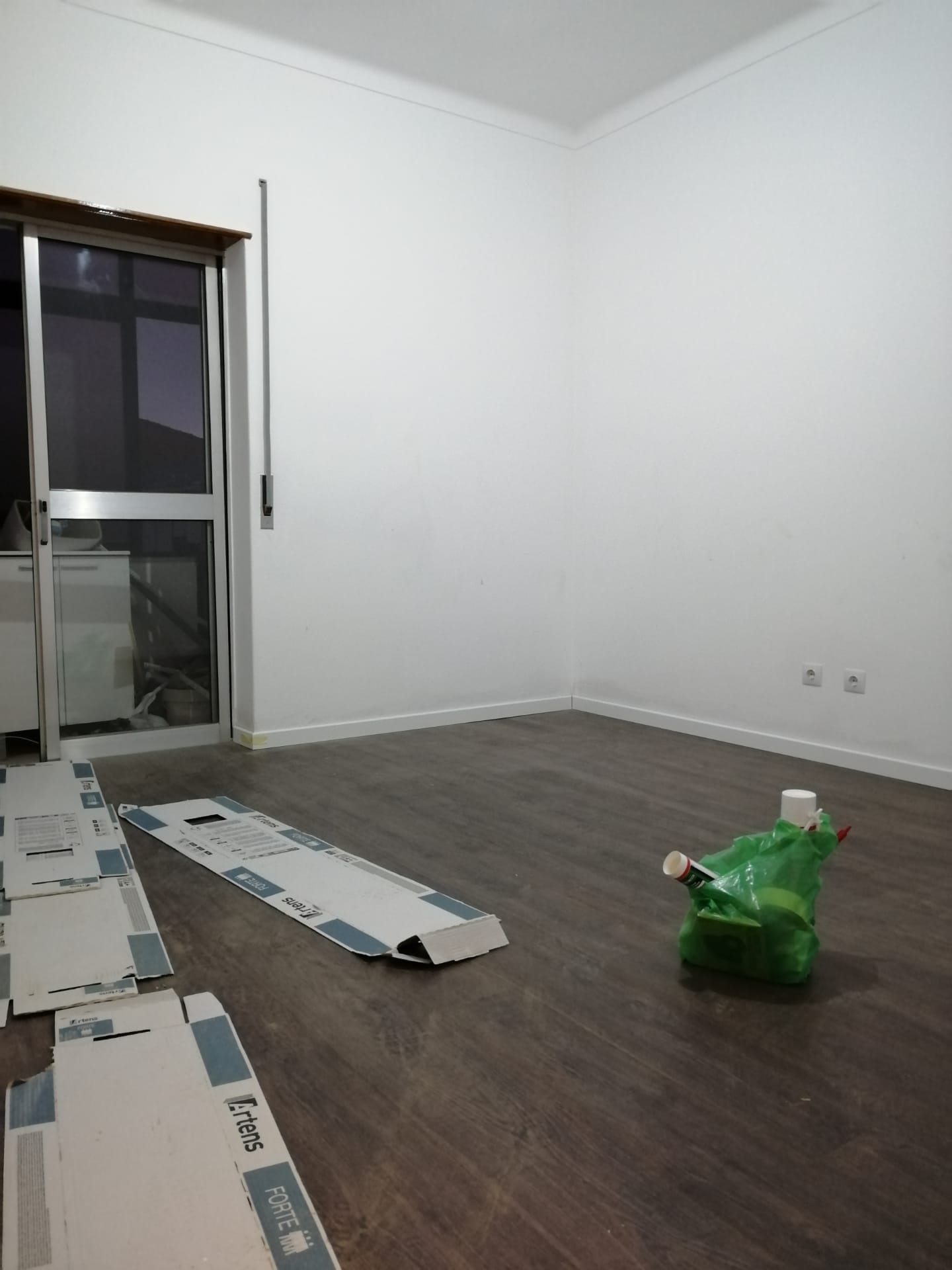 PISO FLUTUANTE, PINTURA GERAL E PLADUR