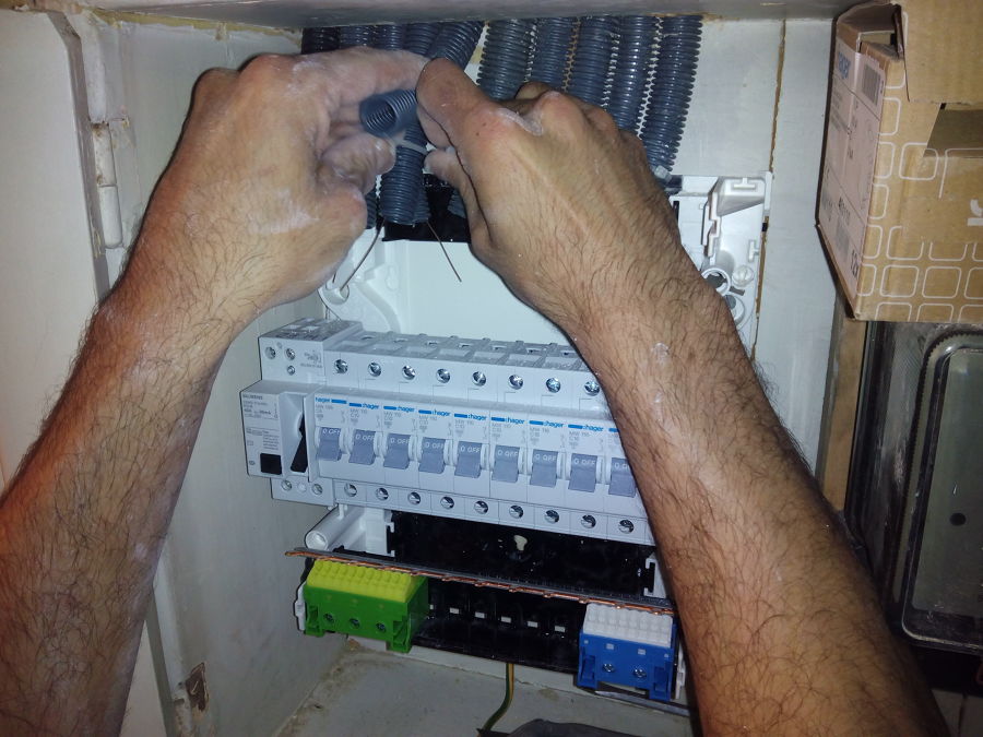 montagem de quadro eletrico monofasico