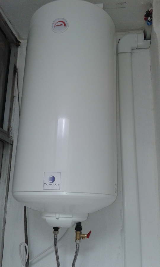 Montagem de termoacumulador