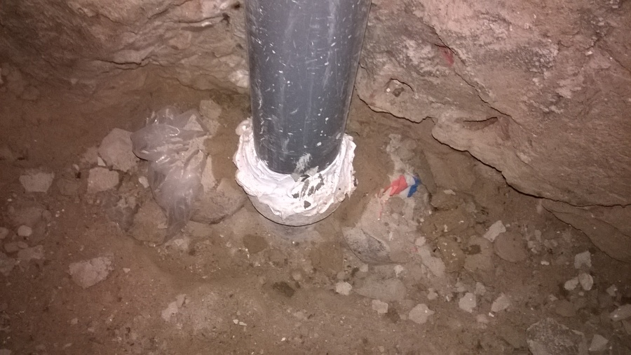 reparação e substituição de prumada da canalização de esgoto