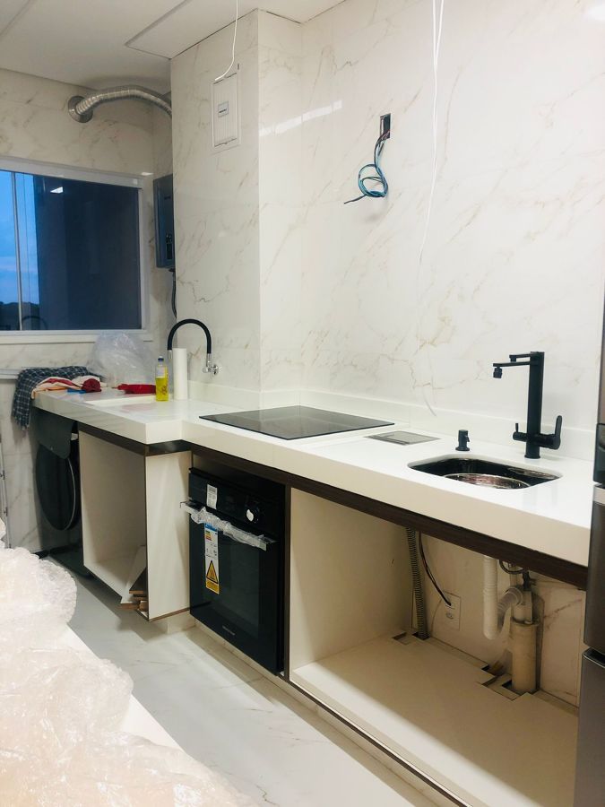 Revestimento e bancadas