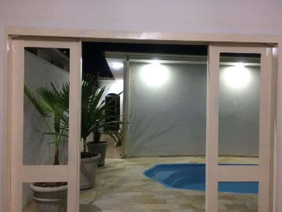 Varanda com a piscina