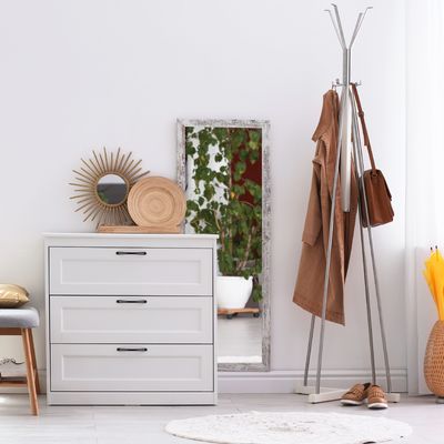 bengaleiro ou cabide de parede para a arrumação