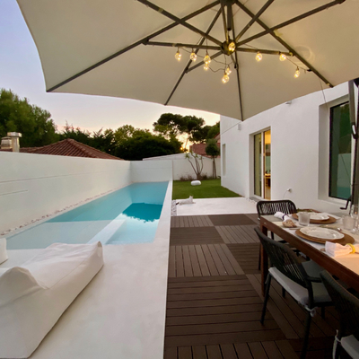 piscina e zona de refeições