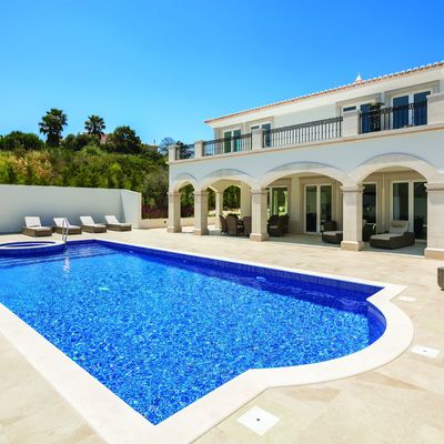 Piscinas pré-fabricadas