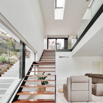 Que tipo de danos podem sofrer as suas escadas?