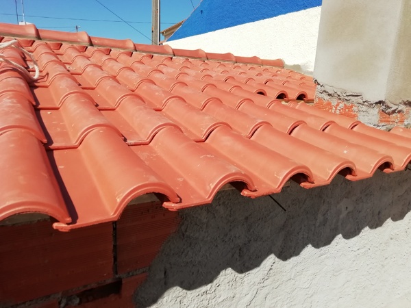 Quanto custa instañar telhado?